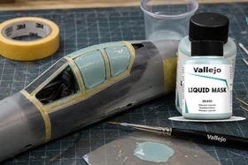 Vallejo Liquid Mask használata – folyékony maszkolás maketteken